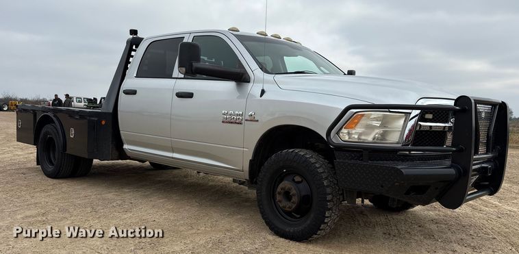 image for item DM1992 2016 RAM 3500HD Crew Cab flatbed pickup truck