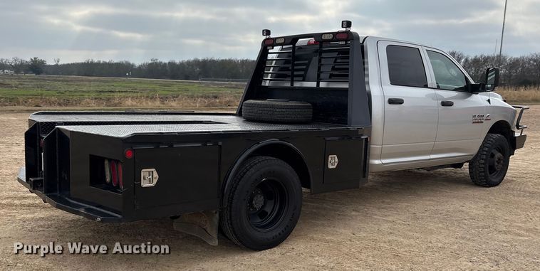image for item DM1992 2016 RAM 3500HD Crew Cab flatbed pickup truck