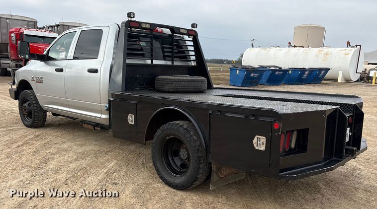 image for item DM1992 2016 RAM 3500HD Crew Cab flatbed pickup truck