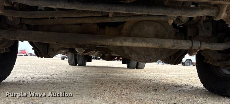 image for item DM1992 2016 RAM 3500HD Crew Cab flatbed pickup truck