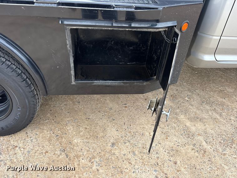 image for item DM1992 2016 RAM 3500HD Crew Cab flatbed pickup truck