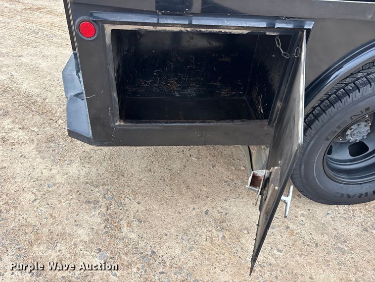 image for item DM1992 2016 RAM 3500HD Crew Cab flatbed pickup truck