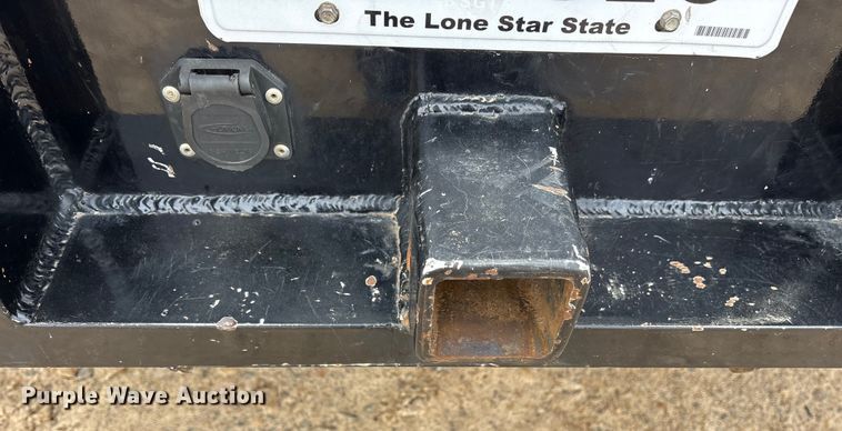 image for item DM1992 2016 RAM 3500HD Crew Cab flatbed pickup truck