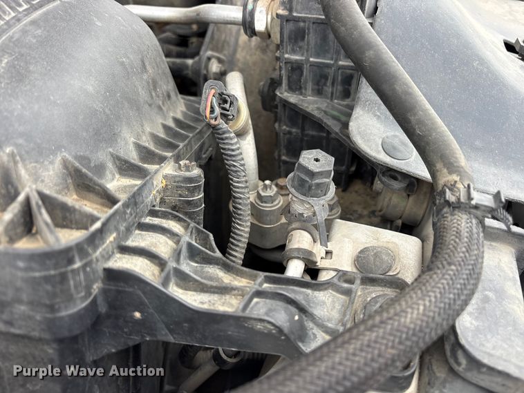 image for item DM1992 2016 RAM 3500HD Crew Cab flatbed pickup truck