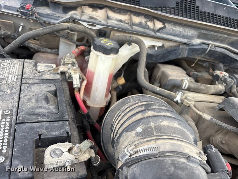 image for item DM1992 2016 RAM 3500HD Crew Cab flatbed pickup truck