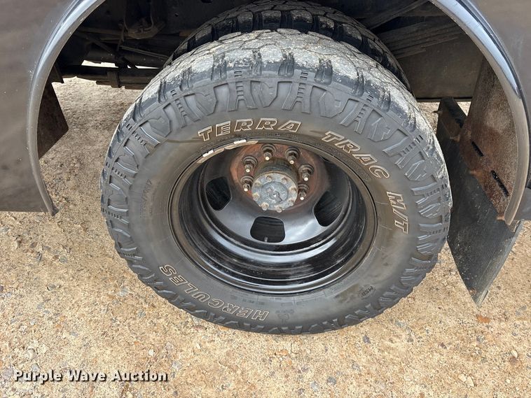 image for item DM1992 2016 RAM 3500HD Crew Cab flatbed pickup truck