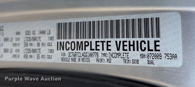 image for item DM1992 2016 RAM 3500HD Crew Cab flatbed pickup truck