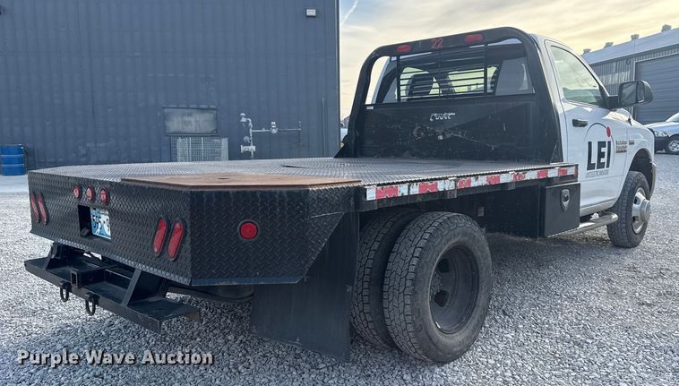 image for item DQ4146 2018 RAM 3500HD flatbed pickup truck