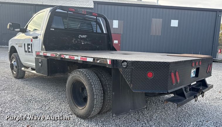 image for item DQ4146 2018 RAM 3500HD flatbed pickup truck