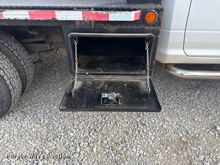 image for item DQ4146 2018 RAM 3500HD flatbed pickup truck