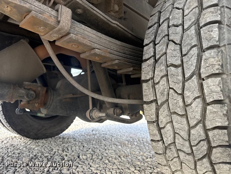 image for item DQ4146 2018 RAM 3500HD flatbed pickup truck