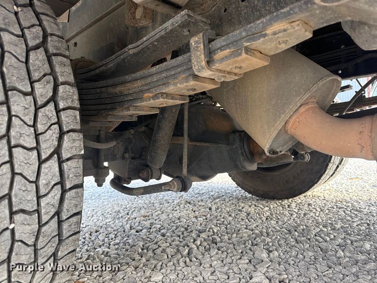 image for item DQ4146 2018 RAM 3500HD flatbed pickup truck