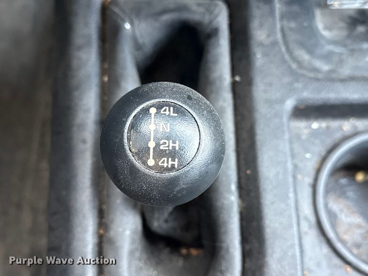 image for item DQ4146 2018 RAM 3500HD flatbed pickup truck