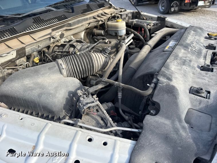 image for item DQ4146 2018 RAM 3500HD flatbed pickup truck