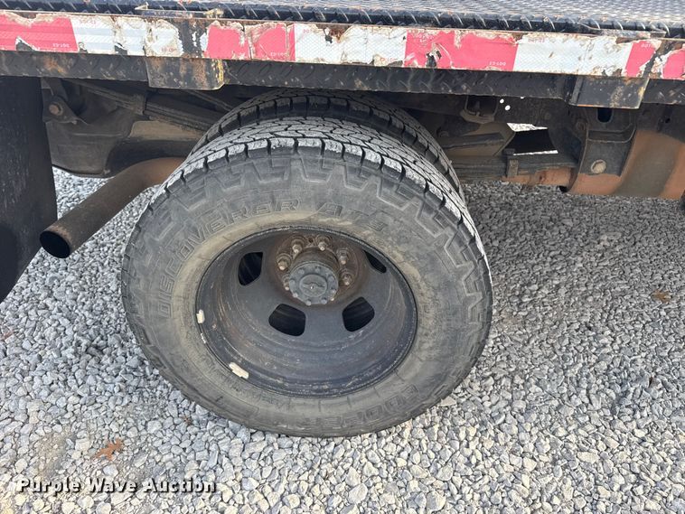 image for item DQ4146 2018 RAM 3500HD flatbed pickup truck