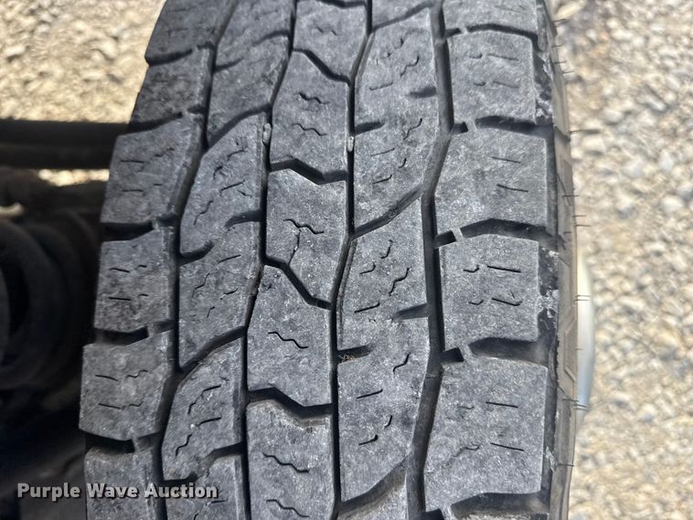 image for item DQ4146 2018 RAM 3500HD flatbed pickup truck