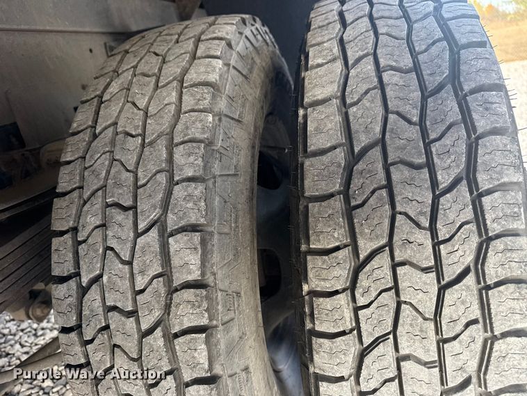 image for item DQ4146 2018 RAM 3500HD flatbed pickup truck