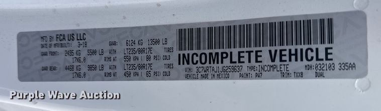 image for item DQ4146 2018 RAM 3500HD flatbed pickup truck