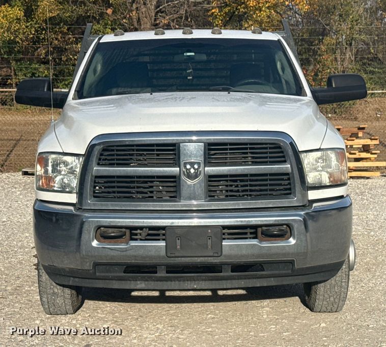 image for item DQ4147 2012 Dodge Ram 3500HD flatbed pickup truck