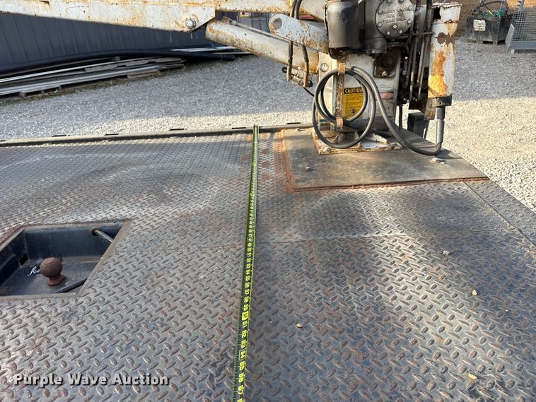 image for item DQ4147 2012 Dodge Ram 3500HD flatbed pickup truck