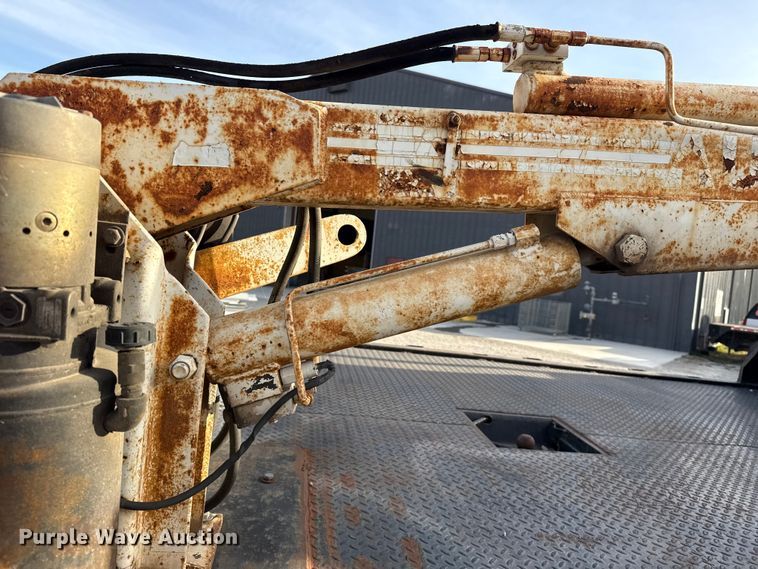 image for item DQ4147 2012 Dodge Ram 3500HD flatbed pickup truck