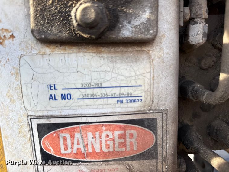 image for item DQ4147 2012 Dodge Ram 3500HD flatbed pickup truck