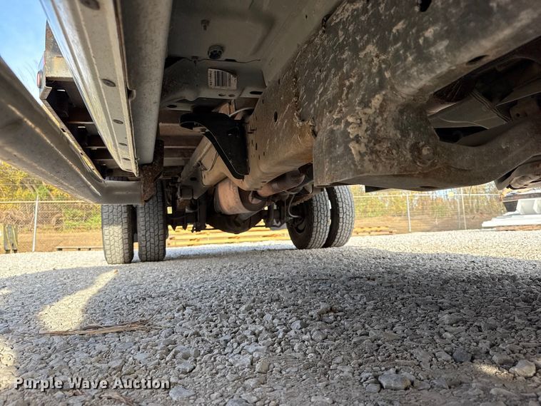 image for item DQ4147 2012 Dodge Ram 3500HD flatbed pickup truck