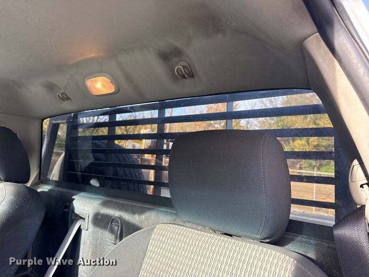 image for item DQ4147 2012 Dodge Ram 3500HD flatbed pickup truck