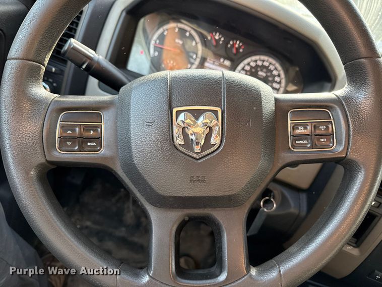 image for item DQ4147 2012 Dodge Ram 3500HD flatbed pickup truck