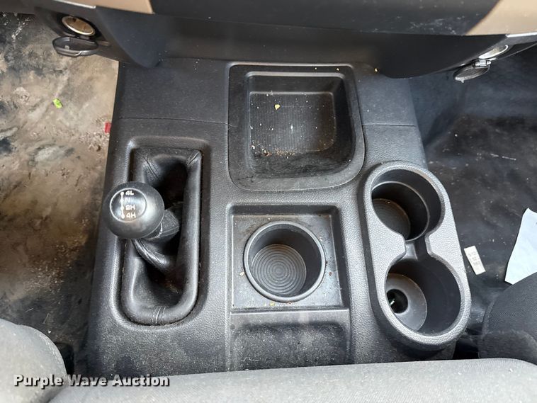 image for item DQ4147 2012 Dodge Ram 3500HD flatbed pickup truck