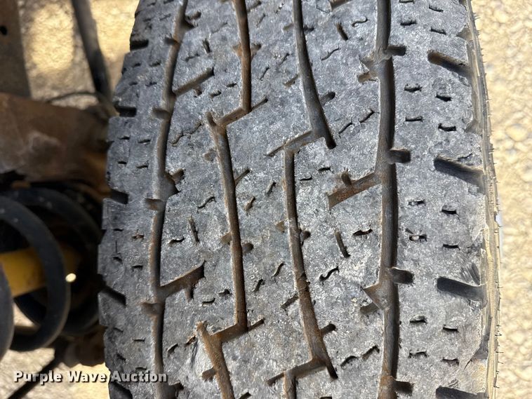 image for item DQ4147 2012 Dodge Ram 3500HD flatbed pickup truck