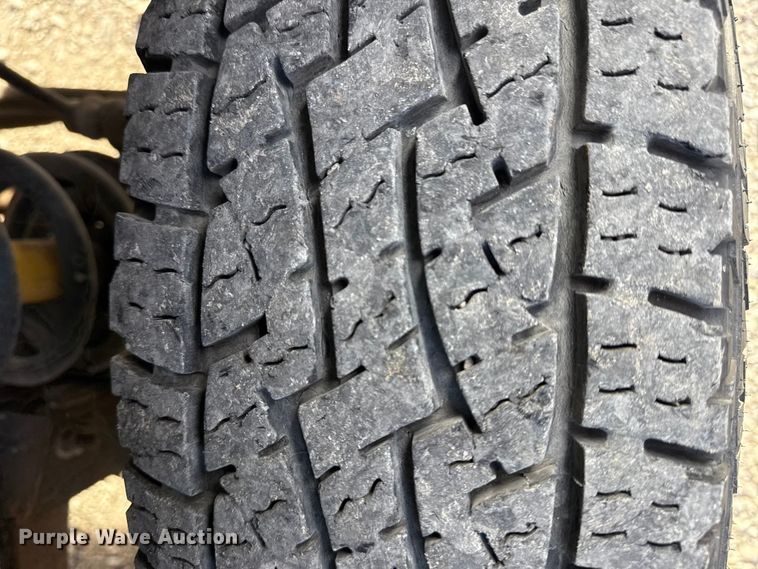 image for item DQ4147 2012 Dodge Ram 3500HD flatbed pickup truck