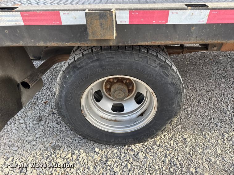 image for item DQ4147 2012 Dodge Ram 3500HD flatbed pickup truck