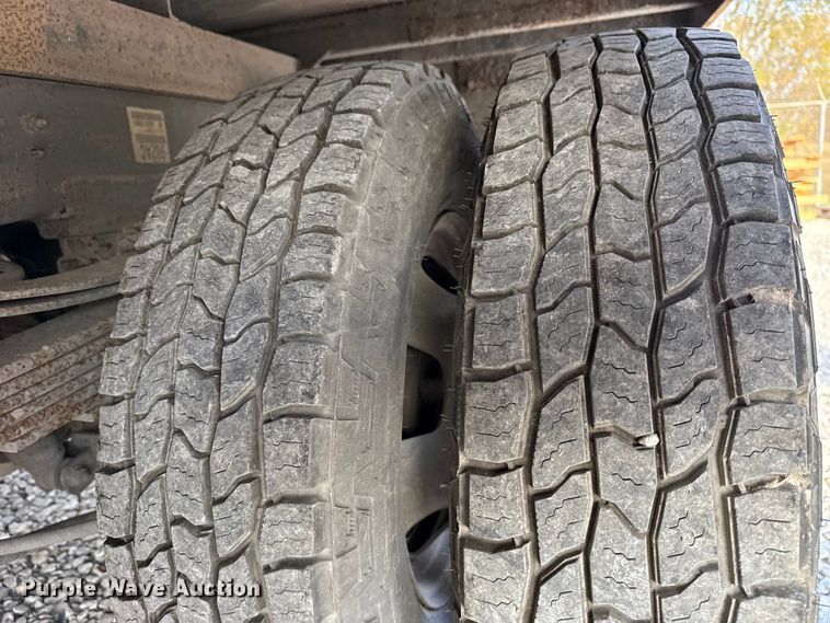 image for item DQ4147 2012 Dodge Ram 3500HD flatbed pickup truck