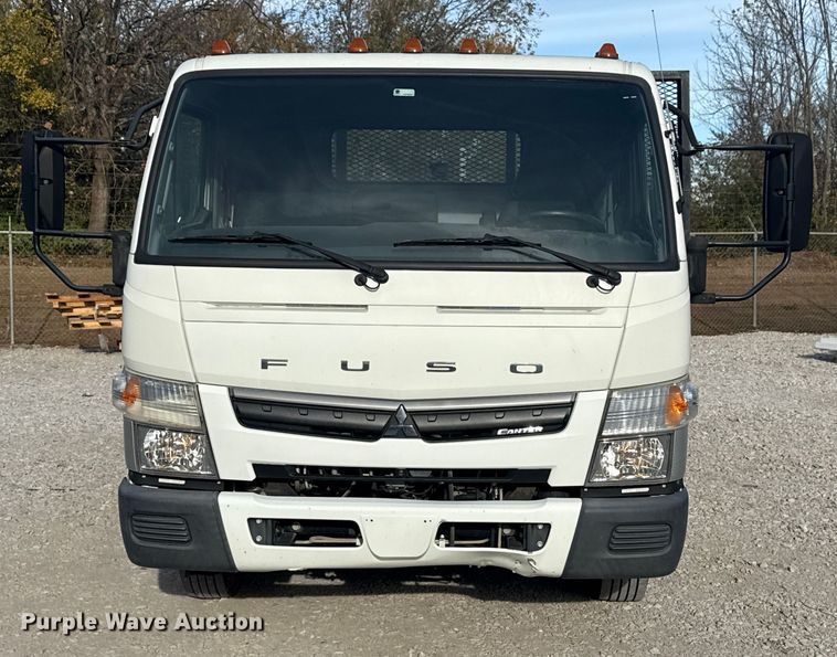 image for item DQ4148 2019 Mitsubishi Fuso FE140 flatbed truck