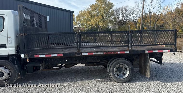 image for item DQ4148 2019 Mitsubishi Fuso FE140 flatbed truck