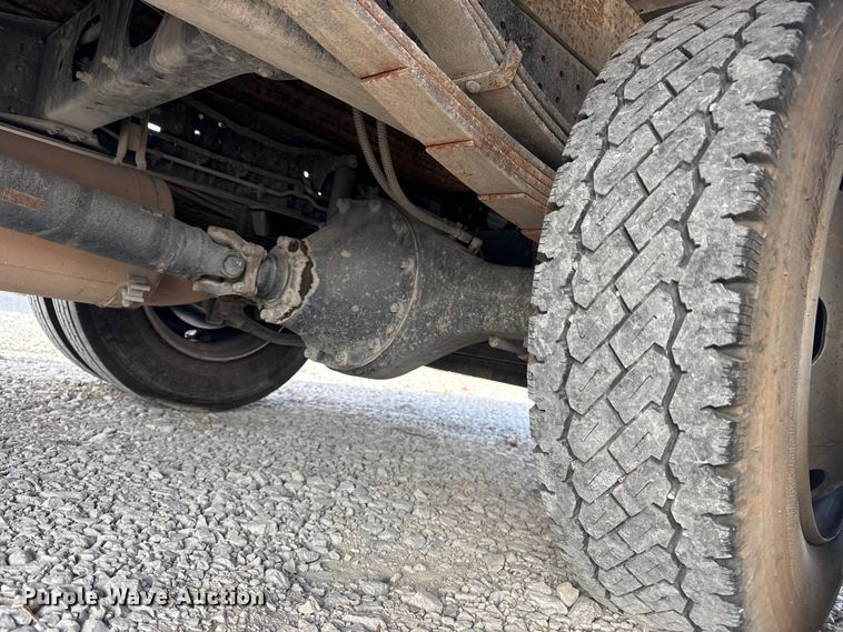 image for item DQ4148 2019 Mitsubishi Fuso FE140 flatbed truck