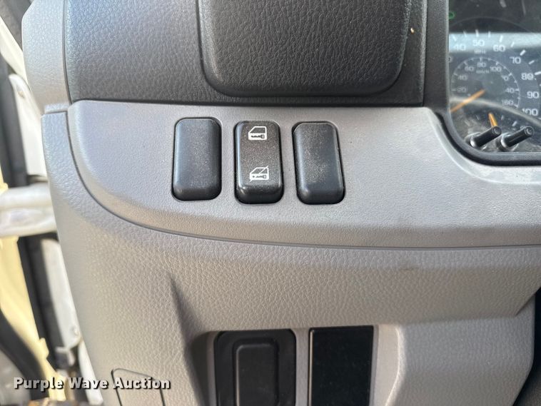 image for item DQ4148 2019 Mitsubishi Fuso FE140 flatbed truck