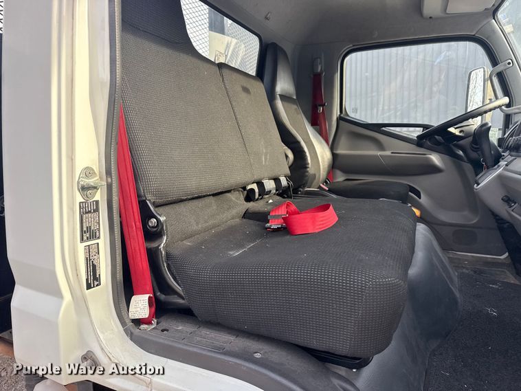 image for item DQ4148 2019 Mitsubishi Fuso FE140 flatbed truck