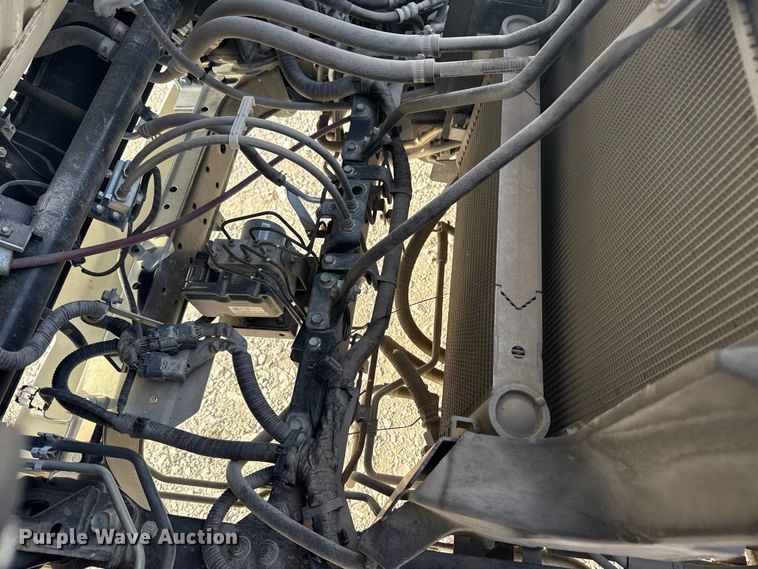 image for item DQ4148 2019 Mitsubishi Fuso FE140 flatbed truck