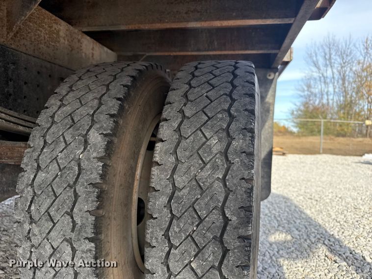 image for item DQ4148 2019 Mitsubishi Fuso FE140 flatbed truck