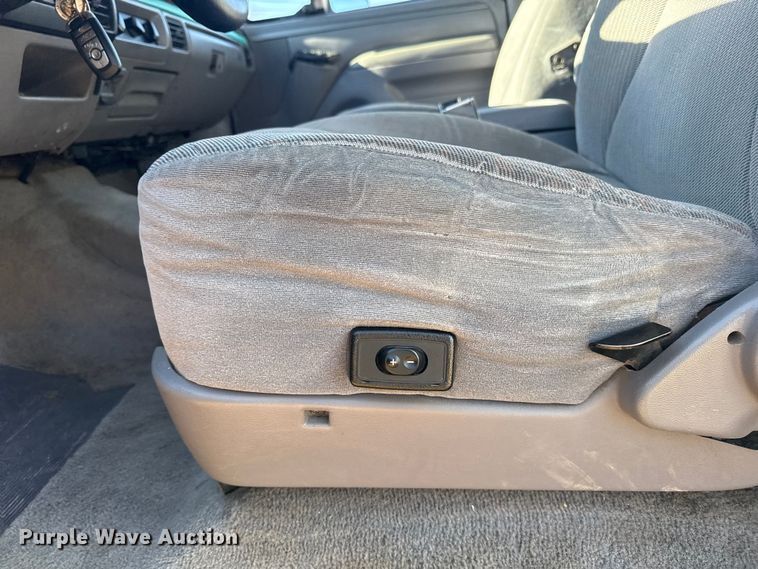 image for item DQ4151 1995 Ford Bronco SUV