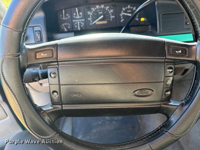 image for item DQ4151 1995 Ford Bronco SUV