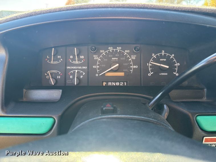 image for item DQ4151 1995 Ford Bronco SUV