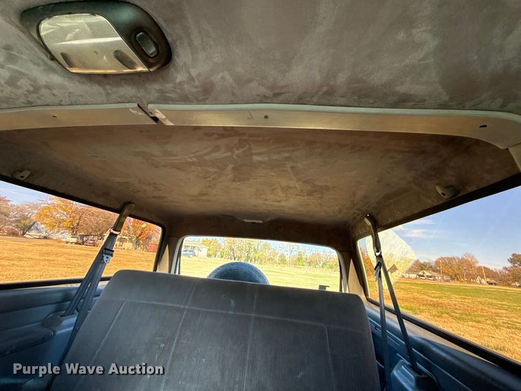 image for item DQ4151 1995 Ford Bronco SUV