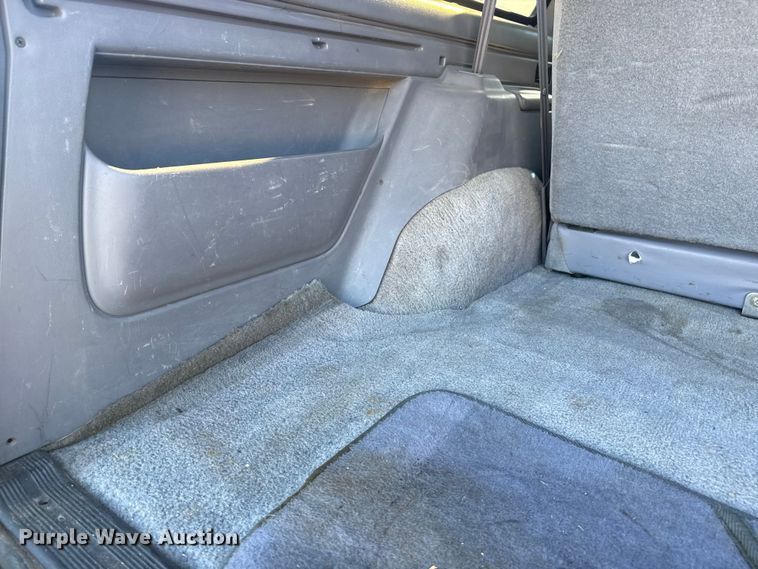 image for item DQ4151 1995 Ford Bronco SUV