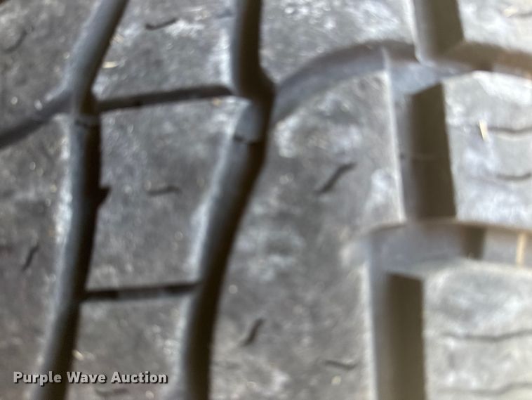 image for item DQ4151 1995 Ford Bronco SUV