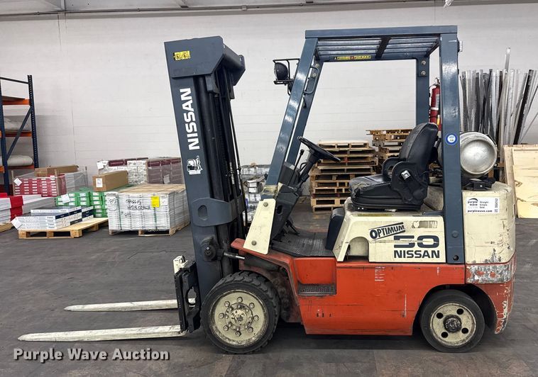 image for item DQ4152 Nissan CPJ02A25PV forklift