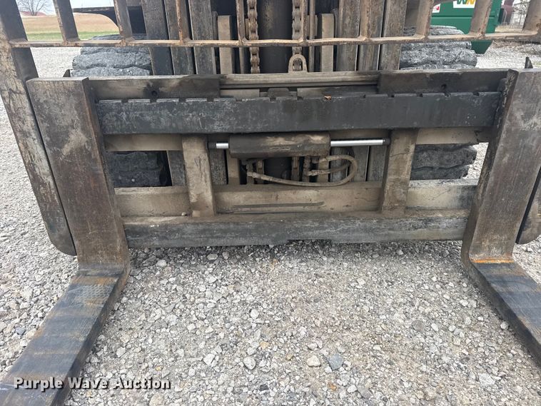 image for item DQ4170 Caterpillar DP45 forklift