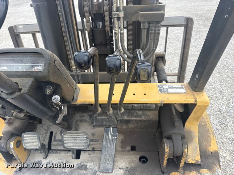 image for item DQ4170 Caterpillar DP45 forklift